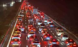 Bayram göçü sürüyor: Düzce'de trafik durma noktasına geldi