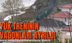 Zonguldak'ta yük treninin vagonları ayrıldı, seferler aksadı