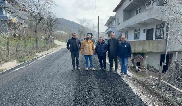 Alaplı'da ağır tonajlı kamyonların bozduğu yollar bakıma alındı