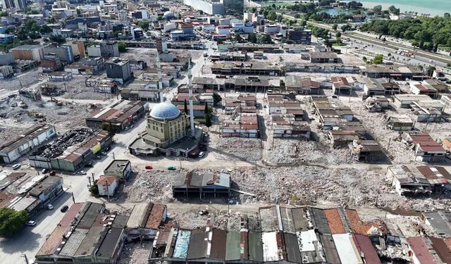 Gülsan Sanayi Sitesi'nde yıkımlar devam ediyor