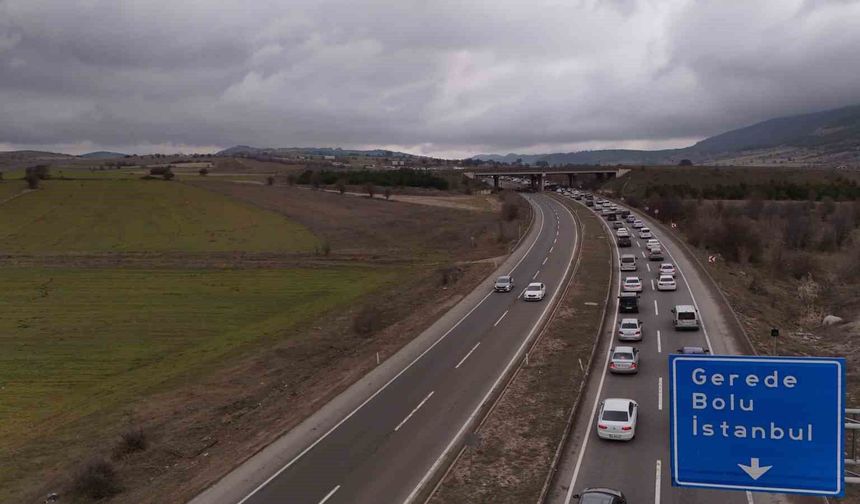 Bayram dönüşünde Kemikli rampalarında trafik yoğunluğu başladı