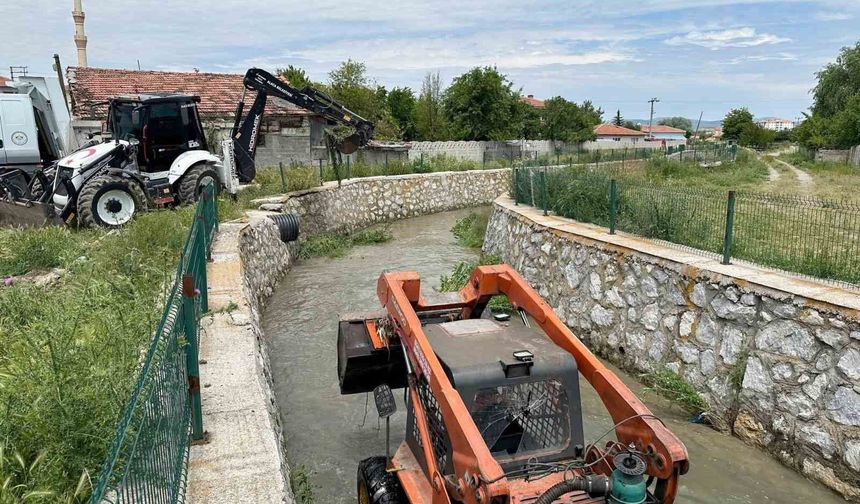 Çorum'da dere yataklarında temizlik seferberliği