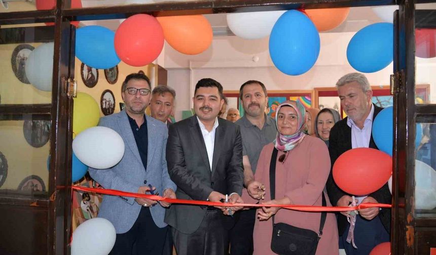 Türkeli'de kursiyerlerin bir yıllık emeği görücüye çıktı